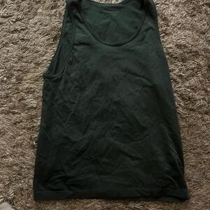Green and silver Lululemon men’s tank size L